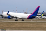 Boeing 767-304/ER(BCF)