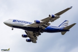 Boeing 747-428M(BCF)