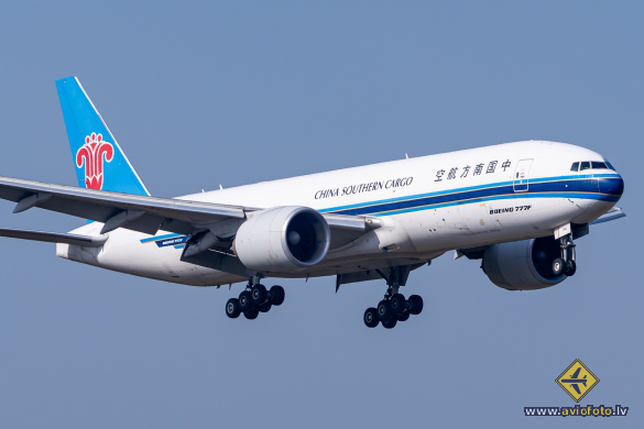 Boeing 777-F1B