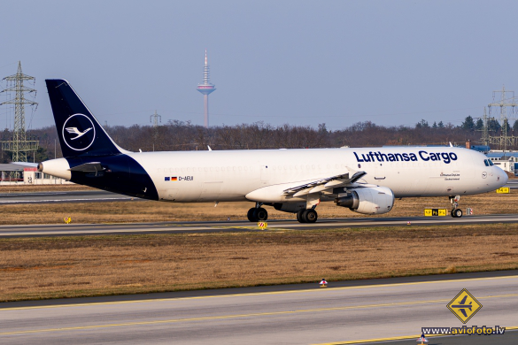 Airbus A321-211(P2F)
