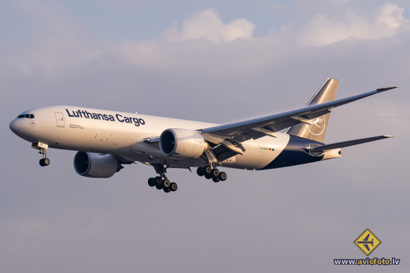 Boeing 777-F