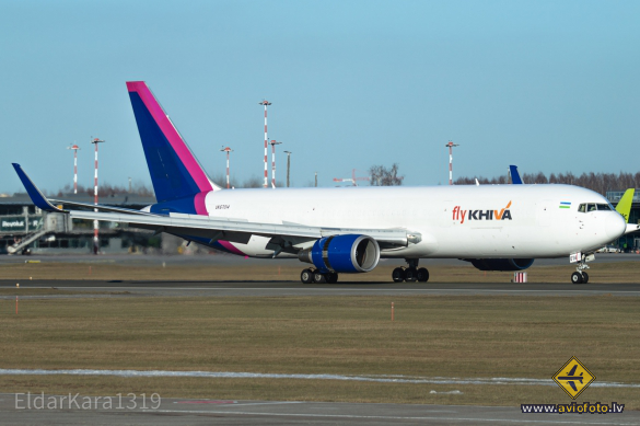 Boeing 767-304/ER(BCF)