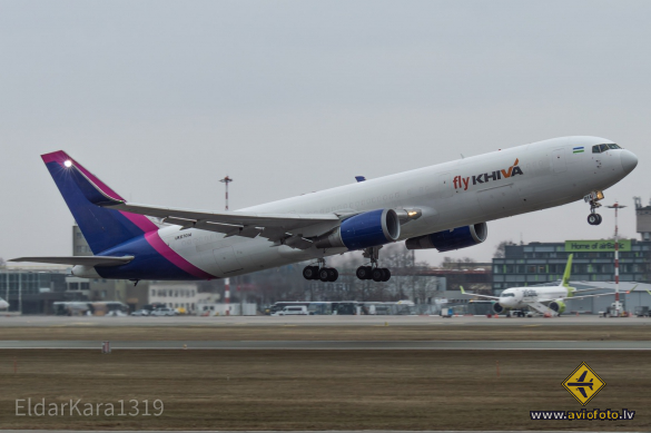 Boeing 767-304/ER(BCF)