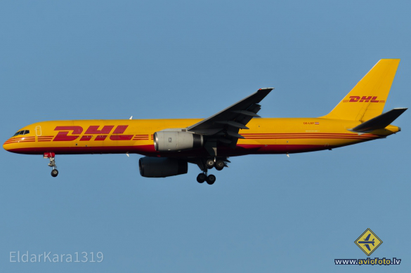 Boeing 757-236(PCF)