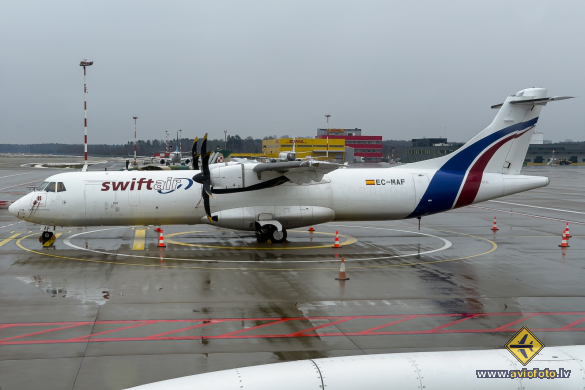 ATR ATR-72-500(F) (ATR-72-212A)