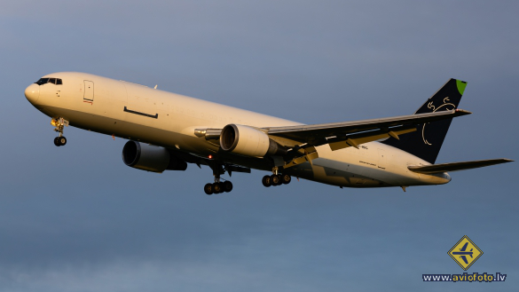 Boeing 767-35HER(BDSF)