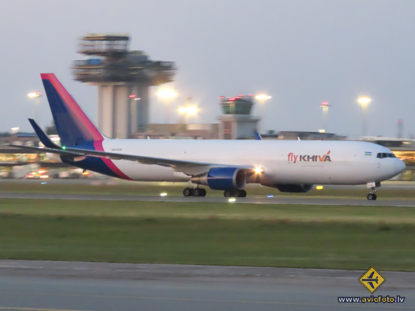 Boeing 767-304/ER(BCF)