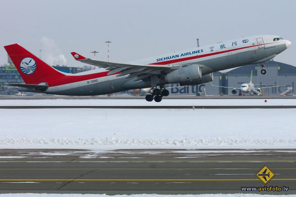 Airbus A330-243F