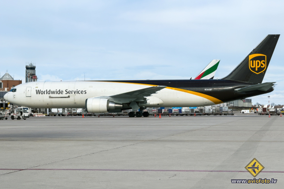 Boeing 767-346/ER(BCF)