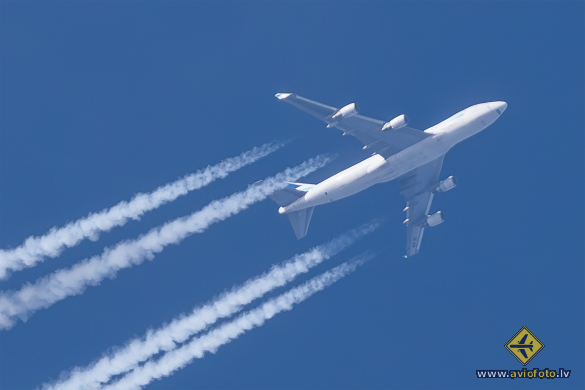 Boeing 747-4KZF/SCD