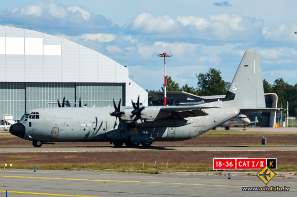 Lockheed Martin C-130J-30 Hercules (L-382)