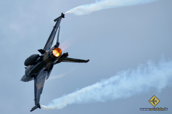 General Dynamics (TUSAS) F-16C Fighting Falcon (401)