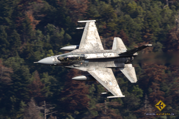 Lockheed Martin F-16D Fighting Falcon