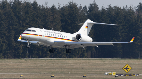 Bombardier Global 5000 (BD-700-1A11)