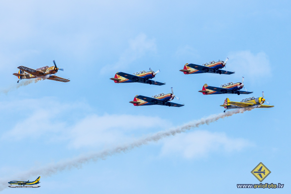 Yakovlev (Bacau) Yak-52
