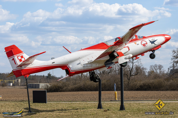 PZL-Mielec TS-11 Iskra bis DF