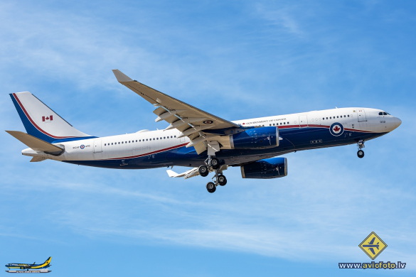 Airbus CC-330 (A330-243)