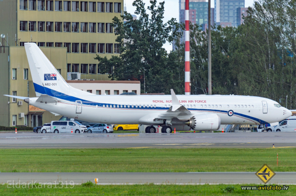 Boeing 737-8 MAX BBJ