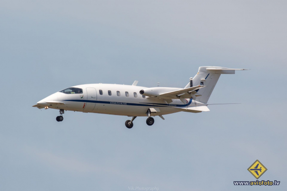 Piaggio P-180AM Avanti