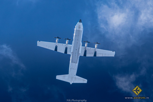 Lockheed Martin LM-100J Super Hercules