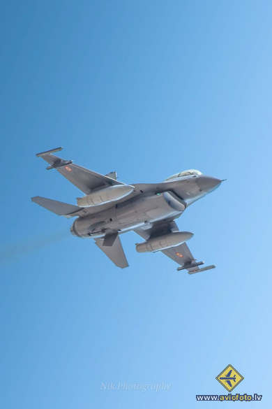 Lockheed Martin F-16BM Fighting Falcon