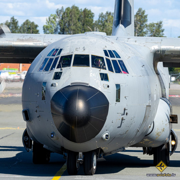 Lockheed Martin C-130J-30 Hercules (L-382)