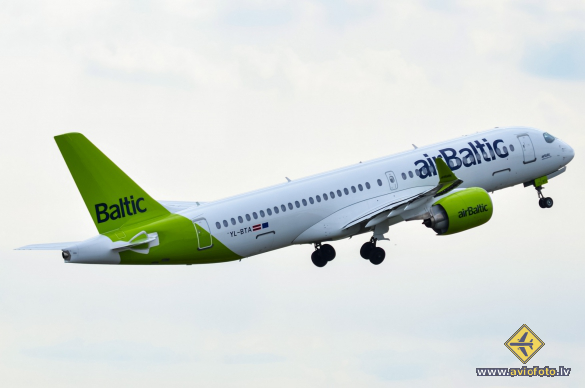 Airbus A220-300