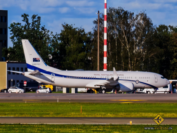 Boeing 737-8 MAX BBJ