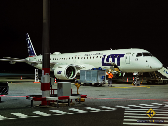 Embraer 195 E2 STD (ERJ-190-400STD)