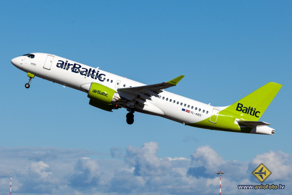 Airbus A220-300