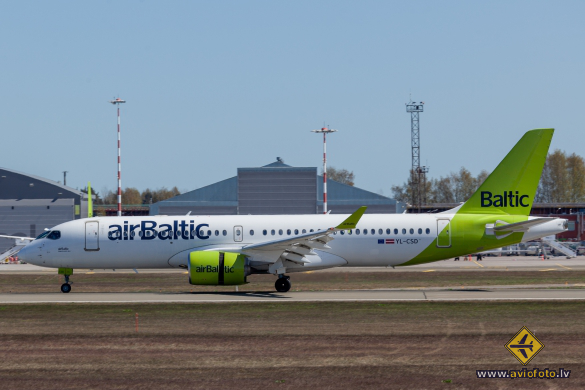 Bombardier CSeries CS300 (BD-500-1A11)