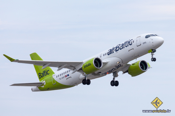 Airbus A220-300