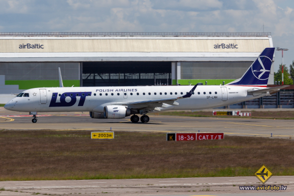 Embraer 195AR (ERJ-190-200IGW)