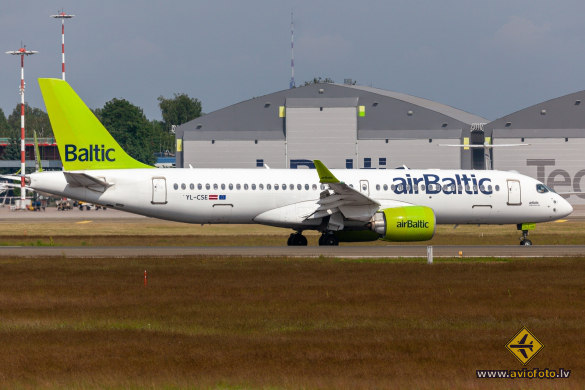 Bombardier CSeries CS300 (BD-500-1A11)