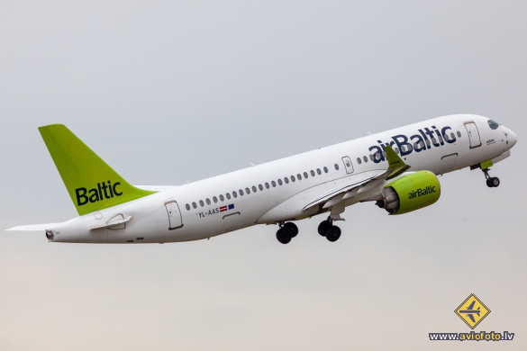 Airbus A220-300