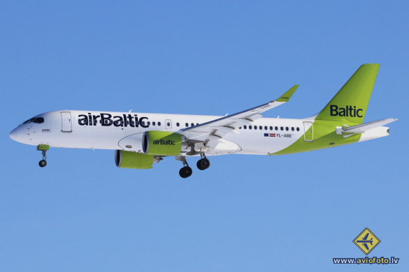 Airbus A220-300