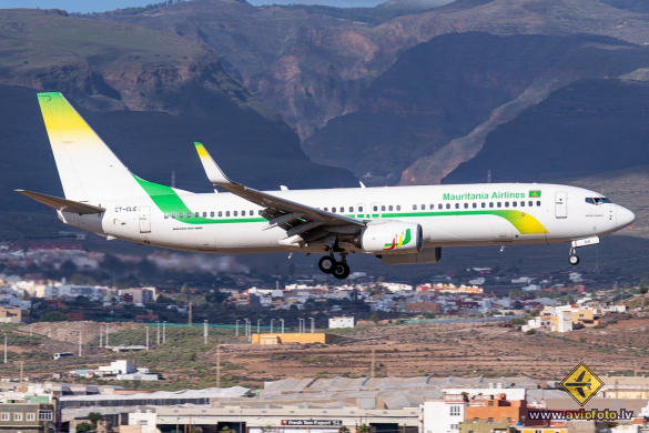 Boeing 737-88V