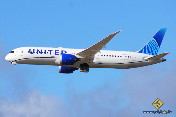 Boeing 787-9 Dreamliner