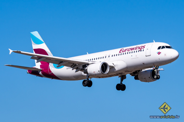Airbus A320-214