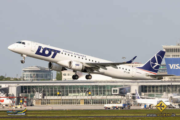 Embraer 195AR (ERJ-190-200IGW)