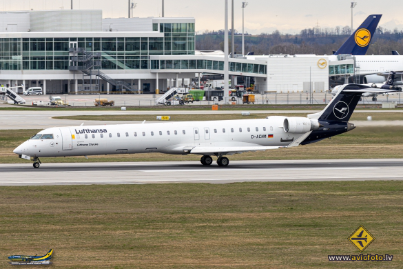 Bombardier CRJ-900ER (CL-600-2D24)
