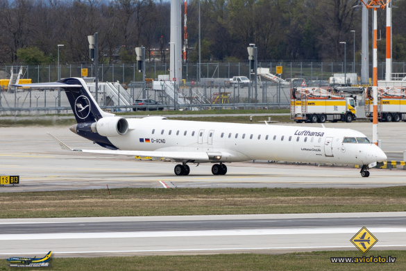 Bombardier CRJ-900 NG (CL-600-2D24)