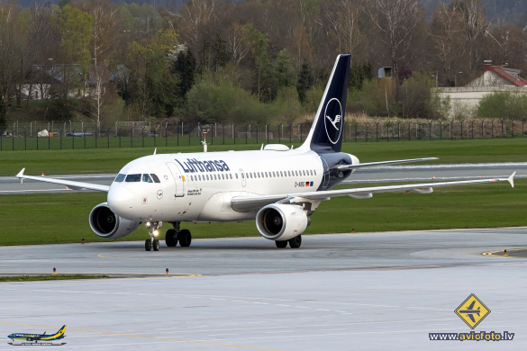 Airbus A319-114