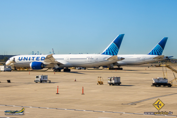 Boeing 787-9 Dreamliner