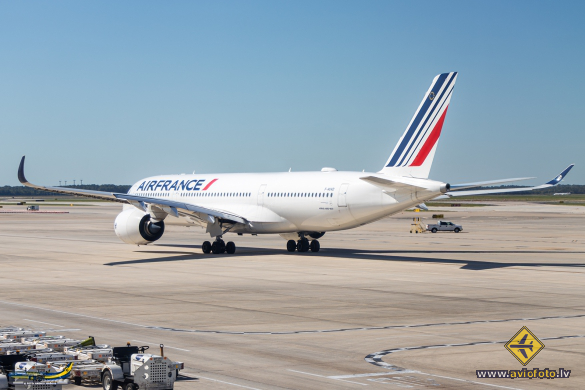 Airbus A350-941