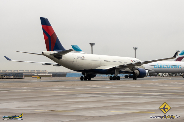 Airbus A330-223
