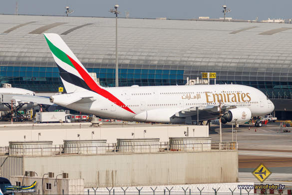 Airbus A380-842