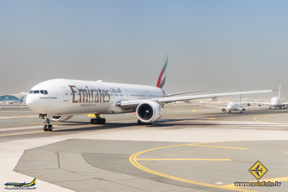 Boeing 777-31H/ER