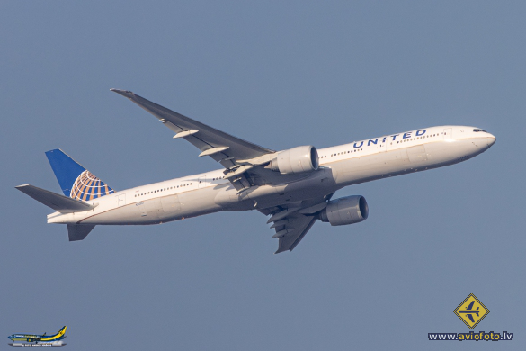 Boeing 777-322/ER