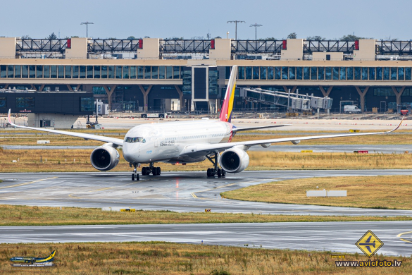 Airbus A350-941